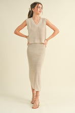 Load image into Gallery viewer, BEIGE KNITTED TOP + SKIRT SET