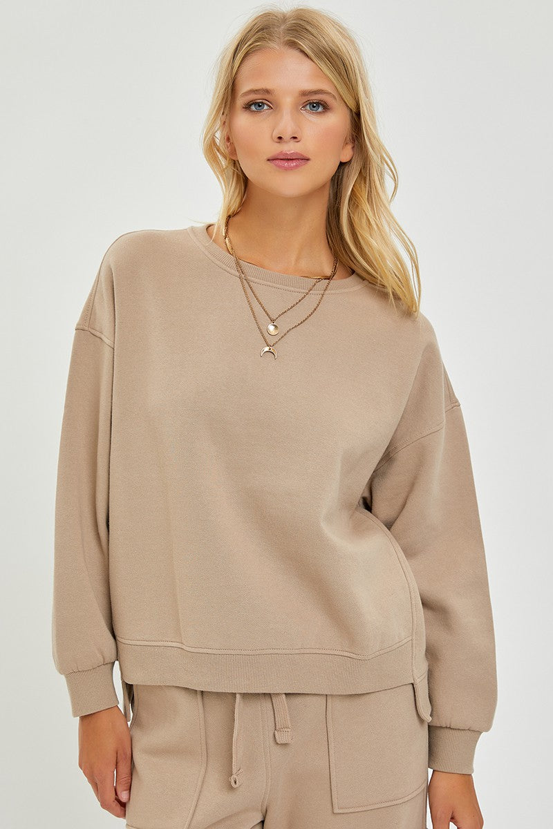 RISEN LOUNGE LINE: STEP HEM CREW (SAND)