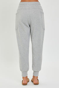 RISEN LOUNGE LINE: HIGH RISE SIDE POCKET JOGGER (HEATHER GREY)