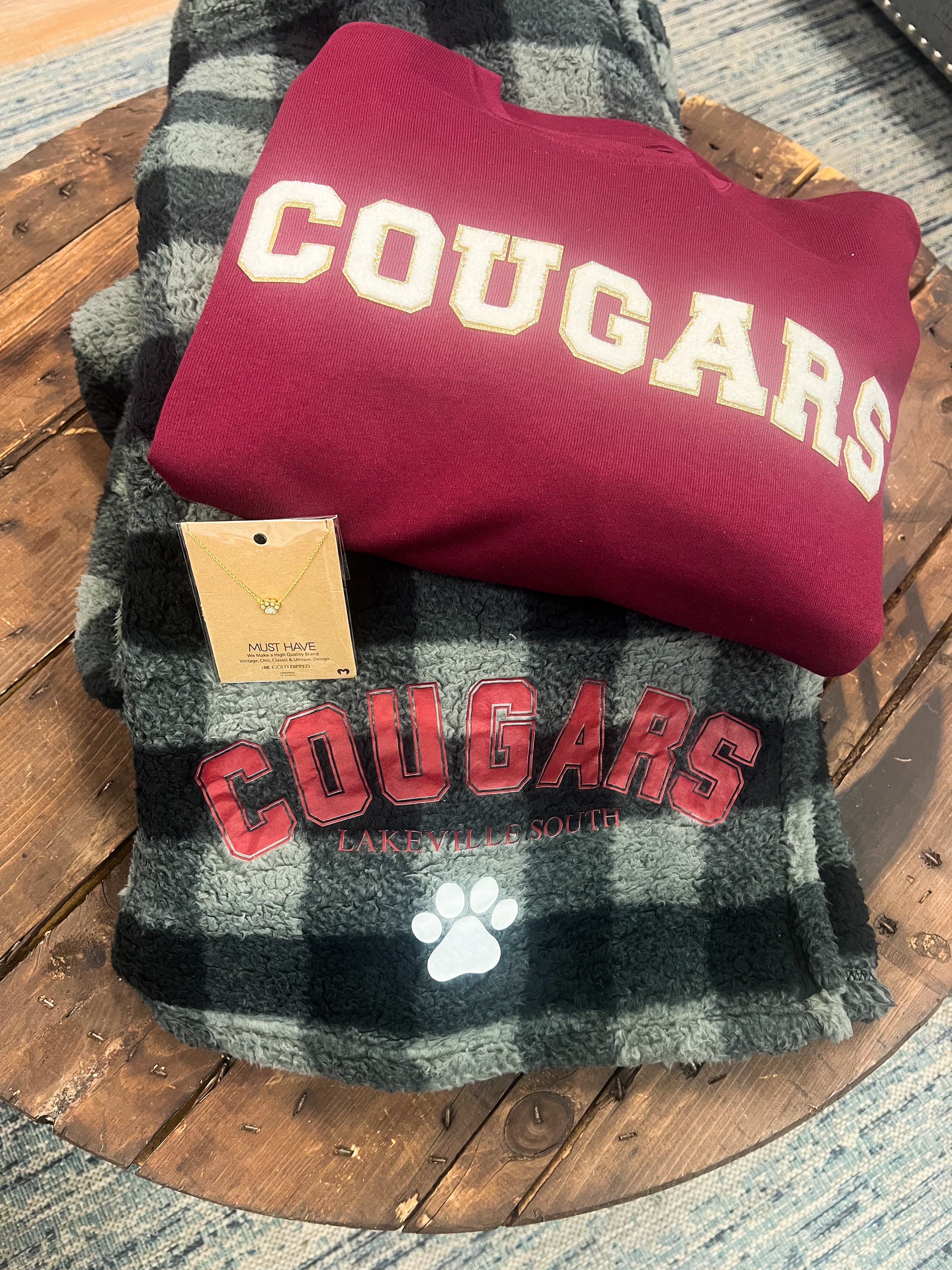 School Spirit Sherpa Blanket (Cougars)