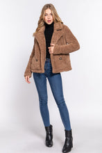 Load image into Gallery viewer, CAMEL SHERPA JACKET