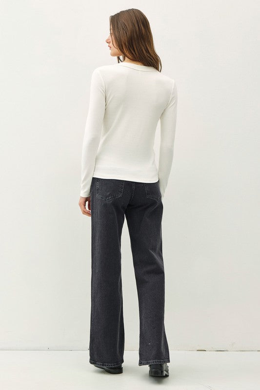 IVORY LONG SLEEVE KNIT TOP