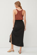 Load image into Gallery viewer, BLACK LINEN SKIRT W/ SLIT