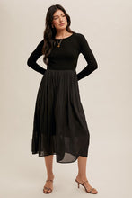 Load image into Gallery viewer, BLACK LONG SLEEVE PLEATED DRESS