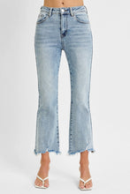 Load image into Gallery viewer, RISEN: HIGH RISE CROP FLARE FRAYED HEM JEANS