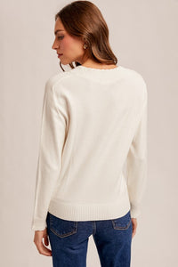 Off White Scallop Edge Detailed V-neck Sweater