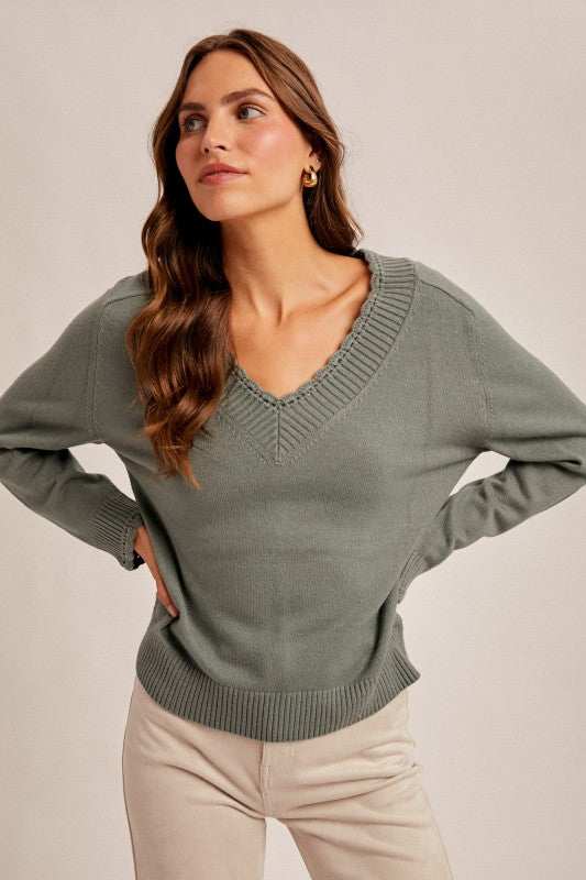 Olive Scallop Edge Detailed V-neck Sweater