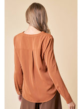 Load image into Gallery viewer, COPPER V-NECK TOP