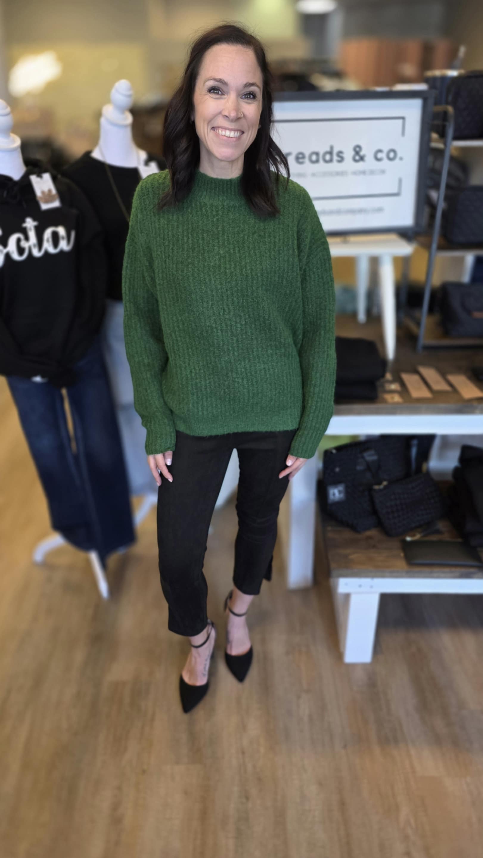 FOREST GREEN SWEATER
