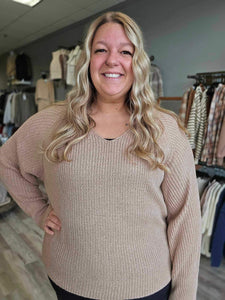 V-NECK RAGLAN SWEATER | TAUPE