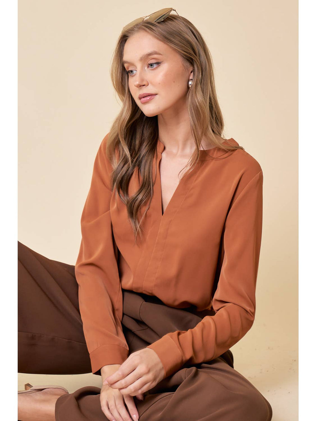 COPPER V-NECK TOP