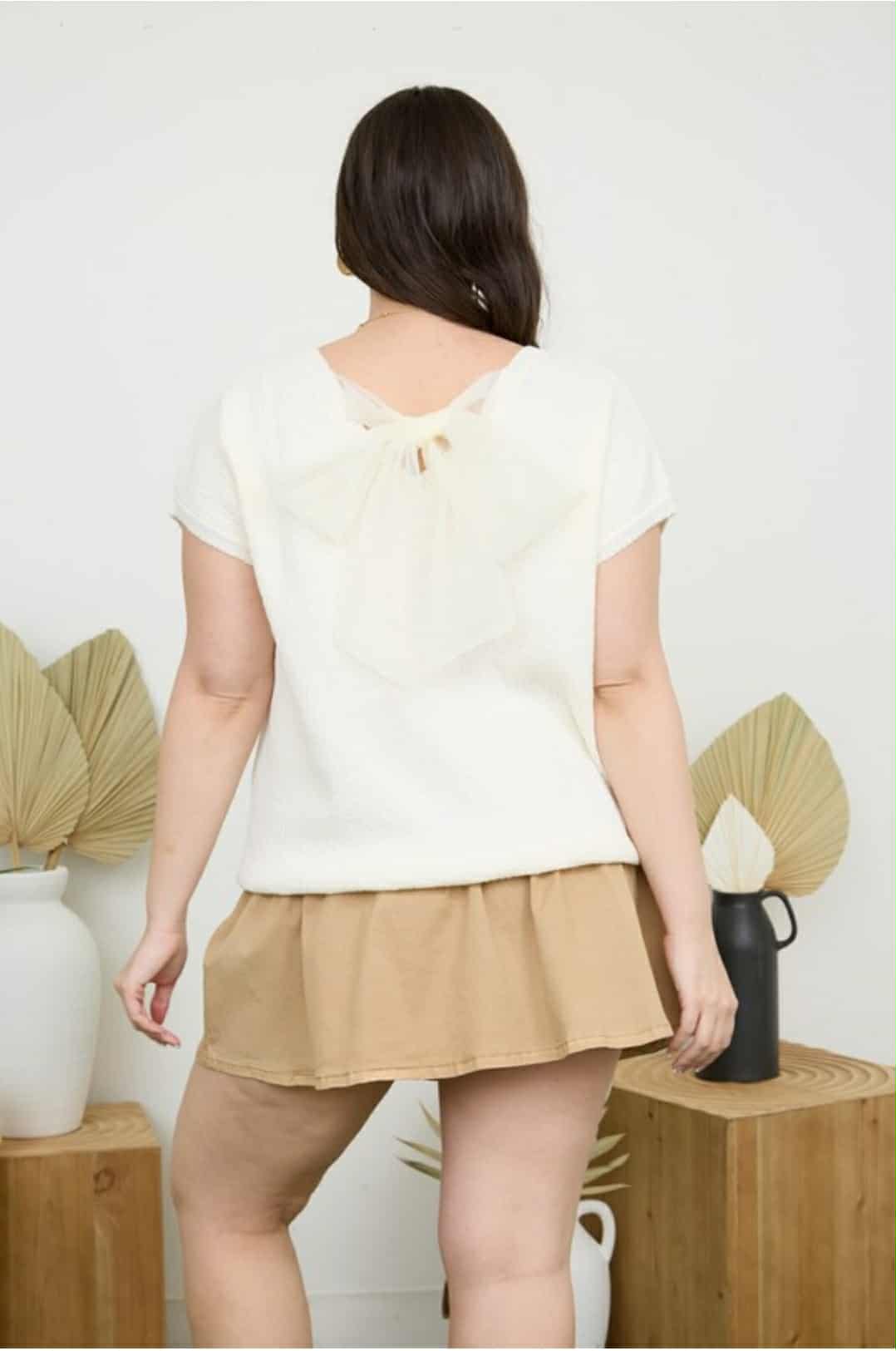CREAM BOW SWEATER