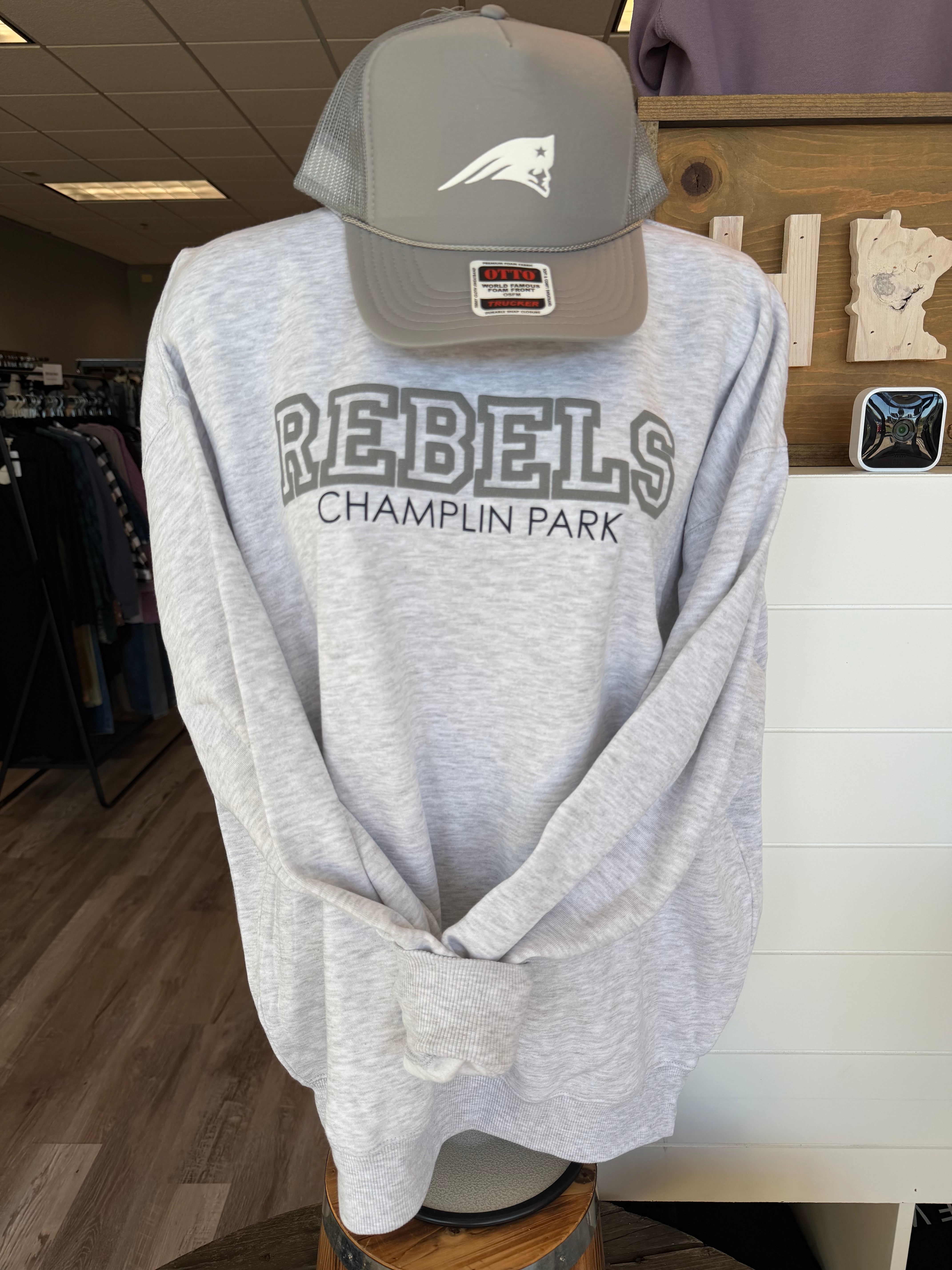Rebels Puff Varsity Crew
