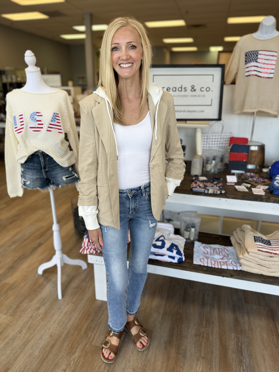 TAN LINEN BLAZER W/ HOOD