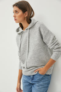 RIBBED HOODED SWEATER