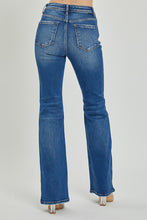 Load image into Gallery viewer, RISEN: MID RISE SKINNY BOOTCUT JEANS