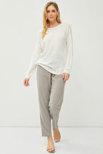 Load image into Gallery viewer, IVORY DROP SHOULDER SWEATER