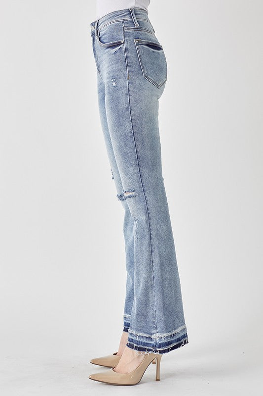 RISEN: MID RISE DISTRESSED SHADOW HEM FLARE