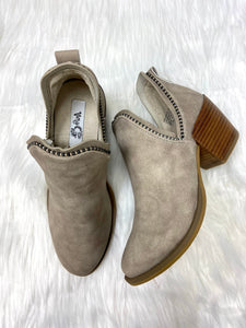 CREAM STUDDED BOOTIE (all sales final)